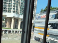 -东荟城名店仓