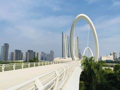 -南京眼步行桥