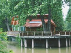 -上海怡沁园度假酒店