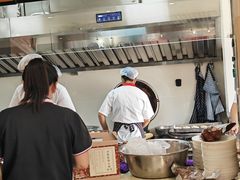 -闫家驴肉老店(华电一校店)