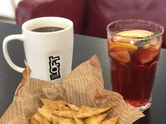 -灵意咖啡·西班牙美食(汕头金平万达广场店)