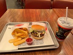 -FATBURGER 特富客汉堡(外交公寓店)