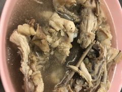 鸡汤-红大哥水门鸡饭(總店)