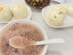 -李与白包子铺(桐梓林店)