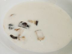 蘑菇忌廉汤-小火花·干式熟成牛排馆Spark SteakHouse(剑桥郡店)