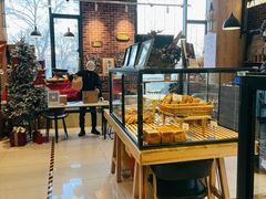 面包甜点陈列柜-熊叔熊婶面包房(团结湖店)