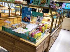 面包甜点陈列柜-仟吉KenGee(国贸360店)