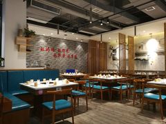大堂-小牛叔鲜切牛肉·火锅·烤肉自助(公济桥路店)