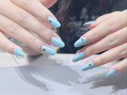 -艾珂·美甲美睫