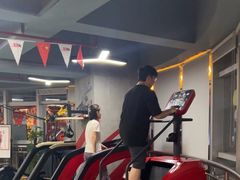 -KingBull私教健身&格斗订制(龙井商业中心店)