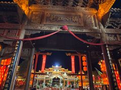 -雪山彩虹谷景区