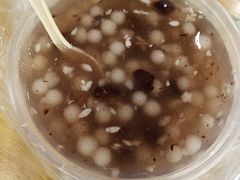 -芳婆糕团店(王府大街店)
