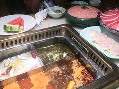 -巴渝瓦肆重庆鲜火锅(宝龙环湖店)