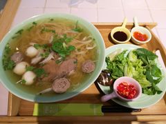 -越弥越南传统美食馆