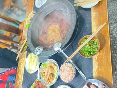 -重庆故事姊妹老火锅(财经学院店)