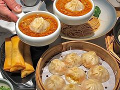 -馋三尺蟹粉小笼(人民广场店)