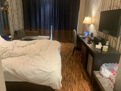 -桔子酒店百佛园店-停车场