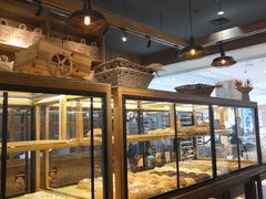 面包甜点陈列柜-窑滚面包专门店(马鞍山金鹰店)