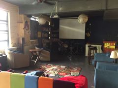 -老班长国际青年旅租