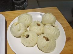-凤起龙游老面包子(凯德晶品店)