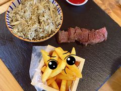 雪花牛肉粒配黑松露烩米饭-红小满休闲餐厅(十全街店)