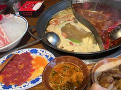 -萍姐火锅·公路夜市(武汉首店)