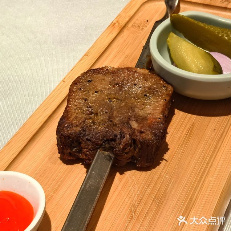 一秒穿越到莫斯科❗有俄罗斯小姐姐驻唱的俄餐❗