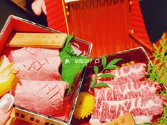 -山川小町·极番烧肉(新地假日广场店)