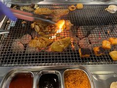 -马路牙子烧烤音乐酒馆(望京店)