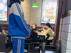 -卤校长老火锅(杨家坪直营店)