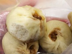 老面土猪肉包子-凤起龙游老面包子(凯德晶品店)