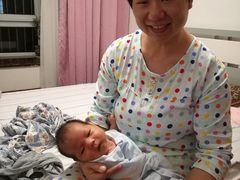 -爱的果实月嫂育婴师(世纪东方店)