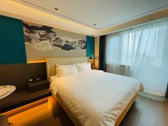 -爱舍海岸酒店(香港中路五四广场店)