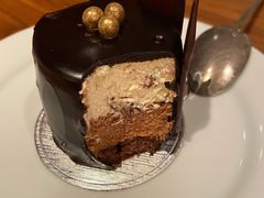 樱桃圭亚娜巧克力慕斯蛋糕-北京柏悦酒店·锦庭餐厅Dining Room