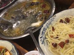 -陈三炖鸡馆(金众小区店)