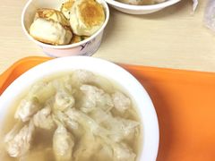 -张阿三馄饨店