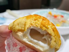 酥皮水牛奶菠萝包-陶陶居·雅园(凯华国际店)