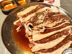 -草家酱蟹炭火烤肉店(珲春南路一店)