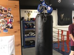 -豹变搏击俱乐部(玉城大厦店)