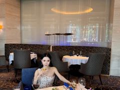 -AZUR聚(香格里拉饭店)