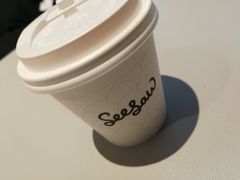 哥伦比亚拿铁-Seesaw Coffee(上生新所店)