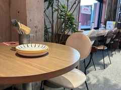 -必胜客(上海华谊新所店)