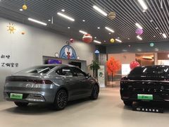 -银泰百货(厦门国贸中心店)