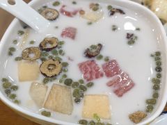 -老何家后安粉·糟粕醋海鲜火锅(三亚湾椰梦长廊店)