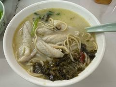 -明呈黄鱼面馆(斜土路店)