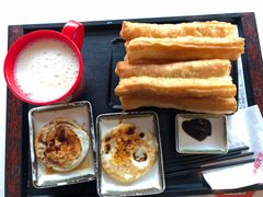 鲜热豆浆-永和大王(小厨·东四十条店)