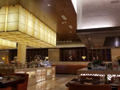 -东西风牛排馆周末烧烤自助(首都机场希尔顿店)