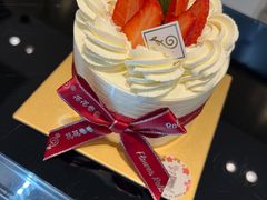 -花花卷卷·鲜食蛋糕(静安久光百货店)