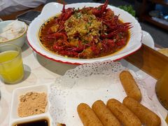 -乡土黄·鲜牛肉火锅·小龙虾(兴业街店)