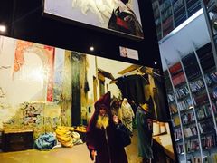 -钟书阁(松江泰晤士小镇店)